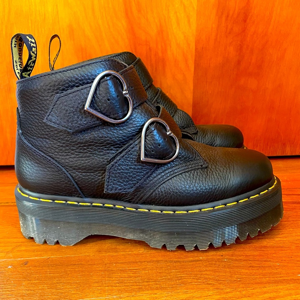 Doc Martens Devon Hearts Platform Boot - womens 9